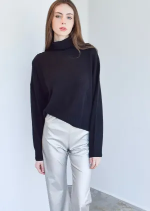 Long Sleeve Relaxed Turtleneck Sweater Black