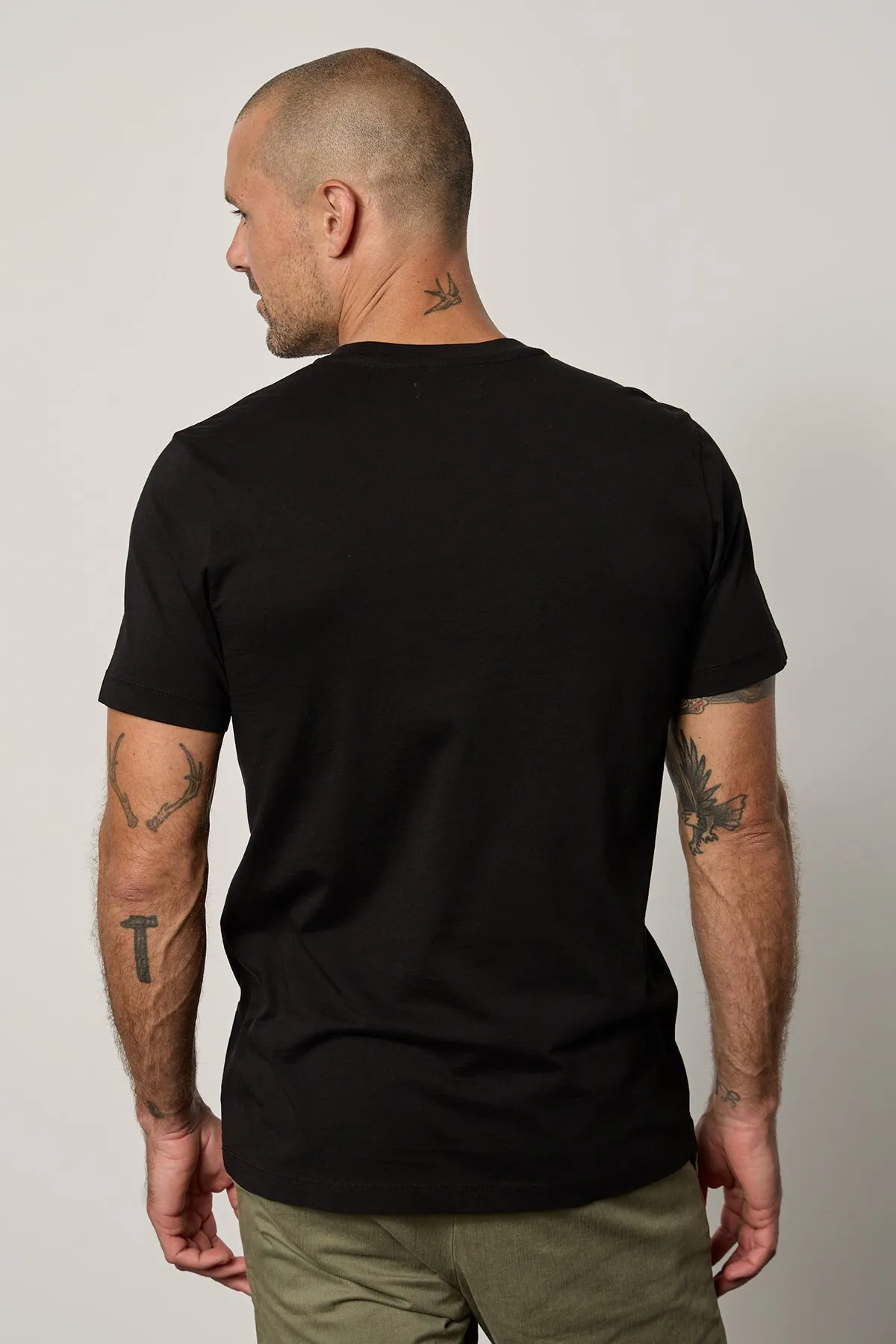 MARSHALL V-NECK TEE